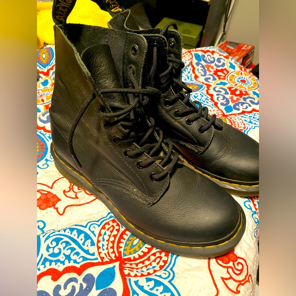 Soft leather Doc Marten boots
